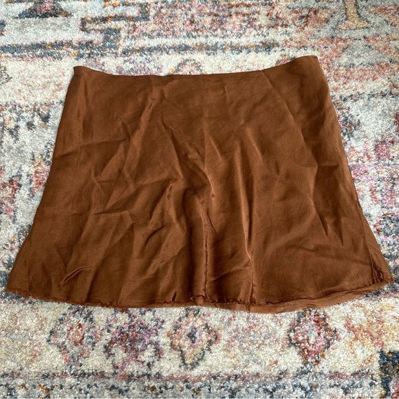 Are You Am I 100% Silk Mini Skirt Brown Tini Skirt Size Small Micro Skirt - Picture 5 of 7